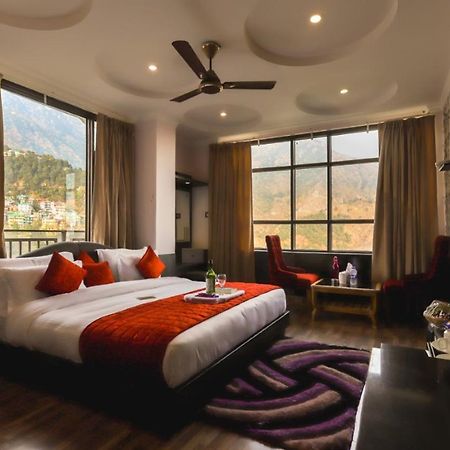 Hotel Holiday Hill, Near Mall Road, Mcleodganj# Parking#Restaurant Dharamshala Exterior foto