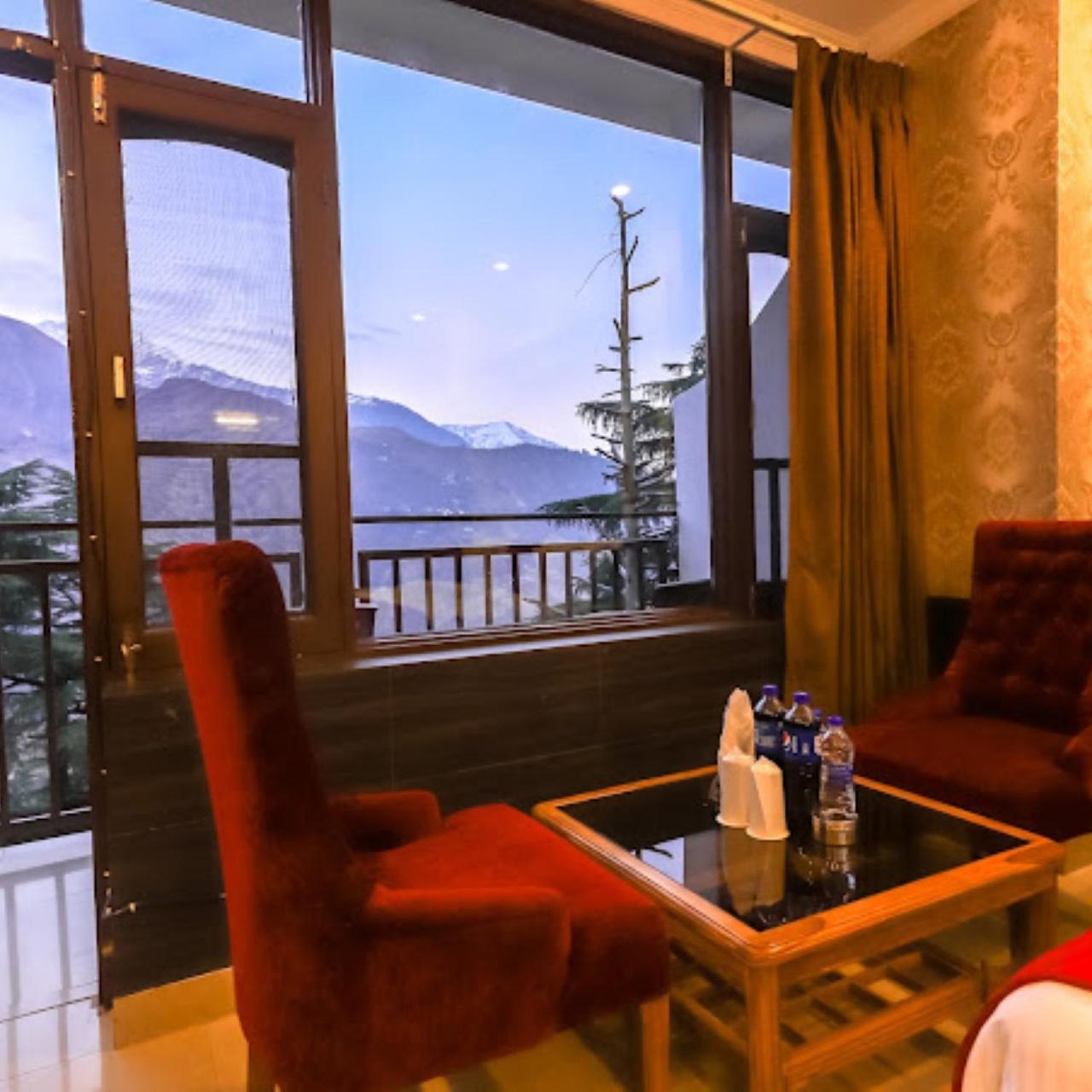 Hotel Holiday Hill, Near Mall Road, Mcleodganj# Parking#Restaurant Dharamshala Exterior foto