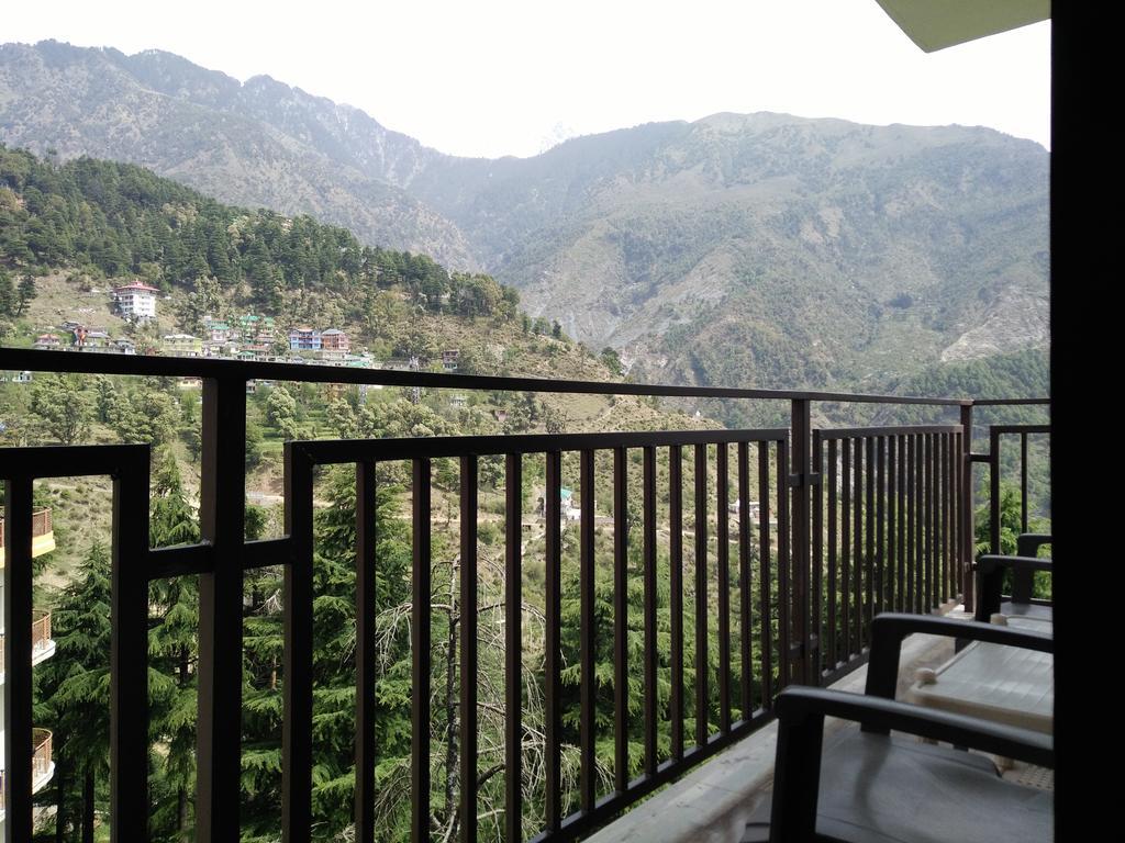 Hotel Holiday Hill, Near Mall Road, Mcleodganj# Parking#Restaurant Dharamshala Exterior foto
